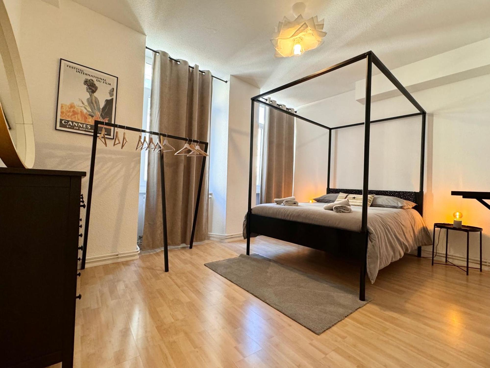 Le 7Eme Art, Hyper Centre Apartment Mulhouse Ngoại thất bức ảnh
